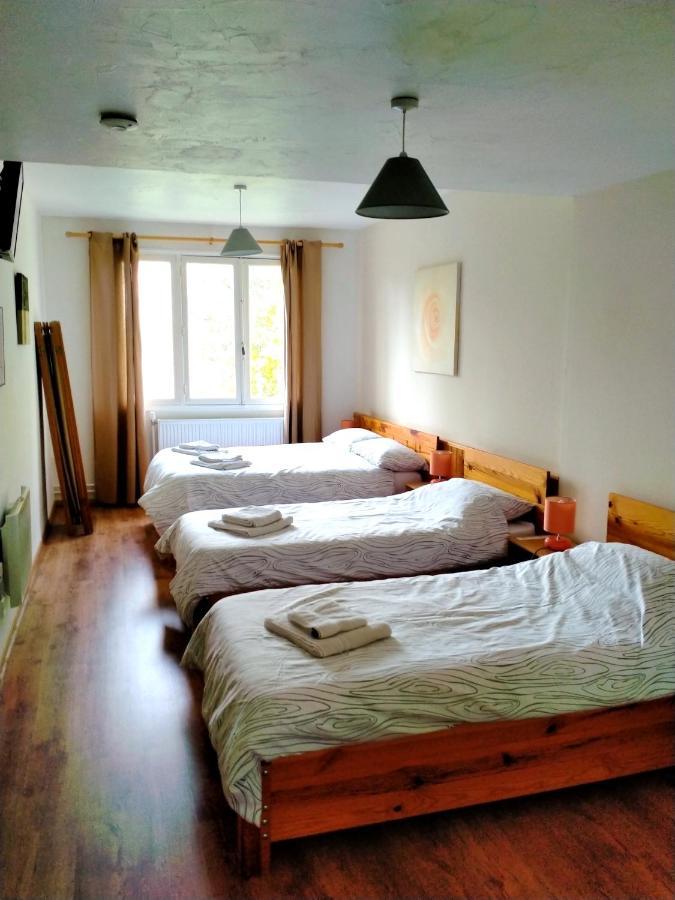 Hotel Du Centre Chalus ภายนอก รูปภาพ